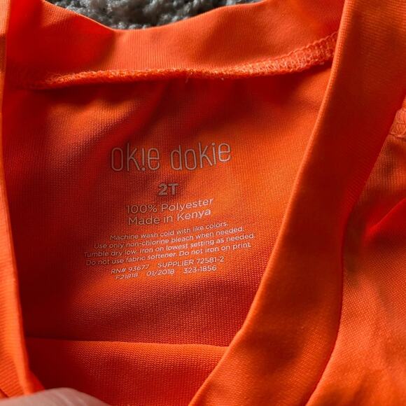 Boys 2T Tank Tops - Picture 2 of 4